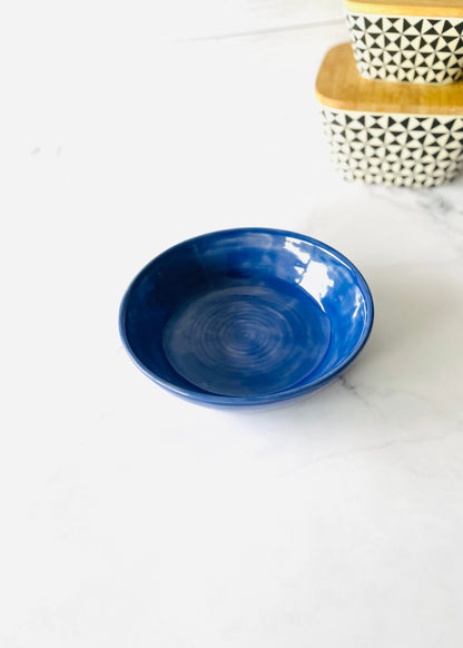 Petite assiette creuse bleu saphir 💙